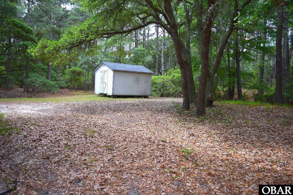 Image 17 of property listing at 2288 W Swordfish Crescent Lot 42, Corolla, NC 27927