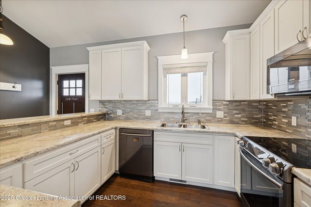 2300 N Watson Road, St. Johns, MI 48879