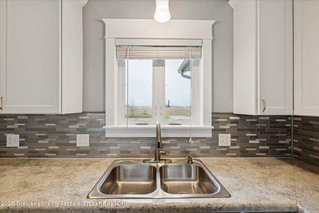 2300 N Watson Road, St. Johns, MI 48879