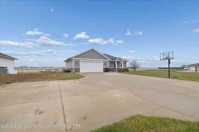2300 N Watson Road, St. Johns, MI 48879