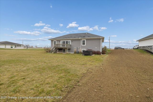 2300 N Watson Road, St. Johns, MI 48879