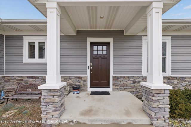 2300 N Watson Road, St. Johns, MI 48879