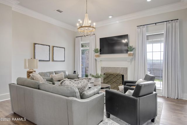 201 Kincaid Court, Lafayette, LA 70508