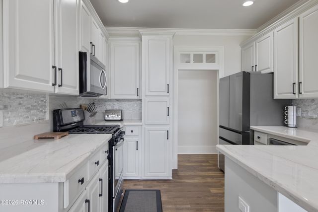 201 Kincaid Court, Lafayette, LA 70508