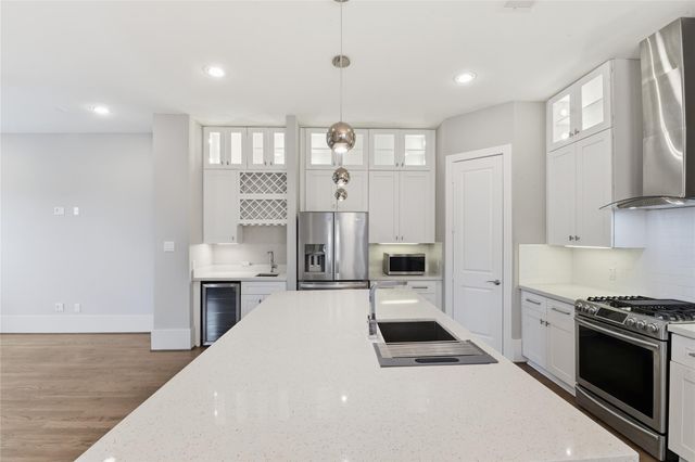 1716 Ovid Street D, Houston, TX 77007