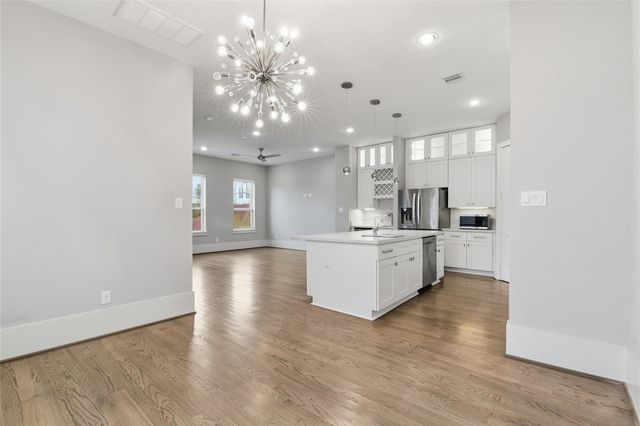 1716 Ovid Street D, Houston, TX 77007