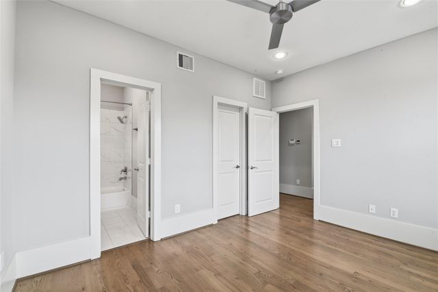 1716 Ovid Street D, Houston, TX 77007