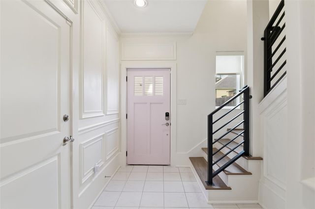 1716 Ovid Street D, Houston, TX 77007