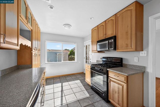 2745 El Rey St, Antioch, CA 94509
