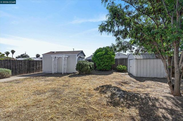 2745 El Rey St, Antioch, CA 94509