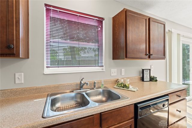 2545 Harmony Drive, Xenia, OH 45385