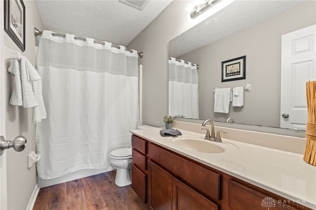 2545 Harmony Drive, Xenia, OH 45385