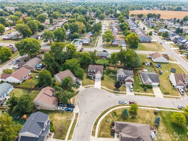 2545 Harmony Drive, Xenia, OH 45385