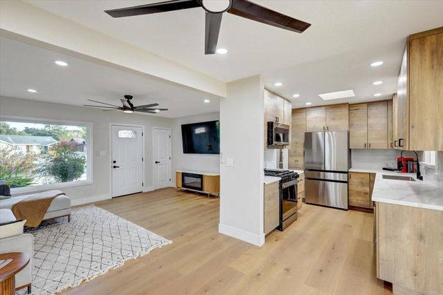 4107 Cole Way, San Diego, CA 92117