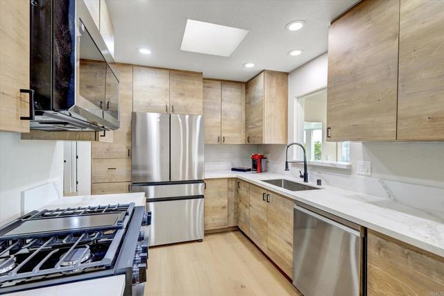 4107 Cole Way, San Diego, CA 92117