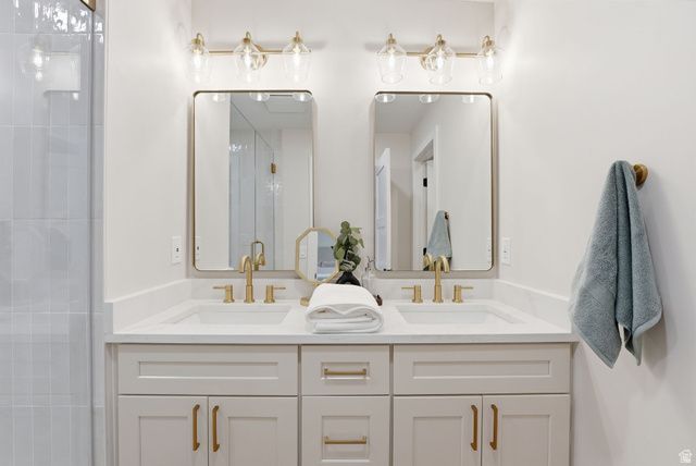 4608 S LOCUST LN, Holladay, UT 84117