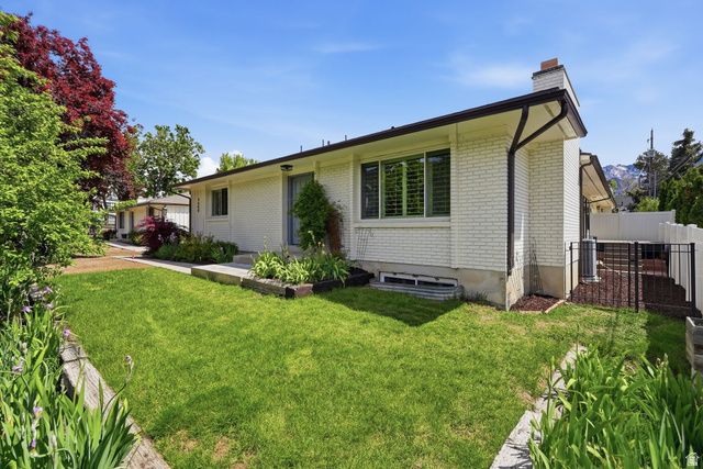 4608 S LOCUST LN, Holladay, UT 84117