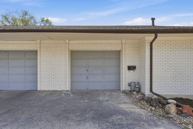 4608 S LOCUST LN, Holladay, UT 84117