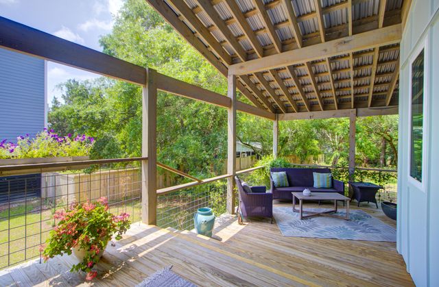 1584 Periwinkle Drive, Mount Pleasant, SC 29466