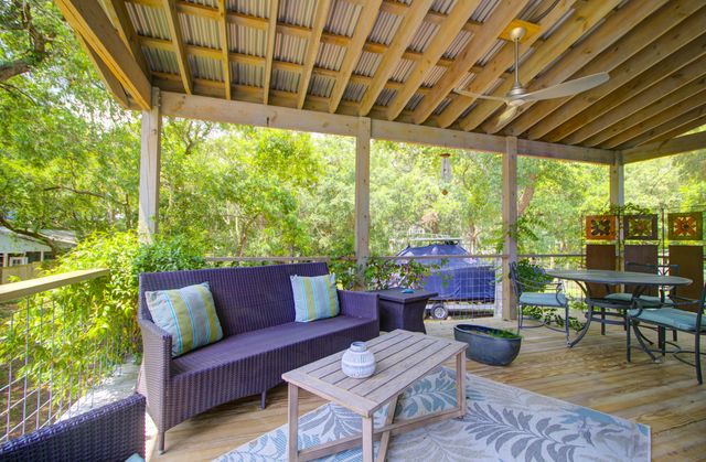1584 Periwinkle Drive, Mount Pleasant, SC 29466