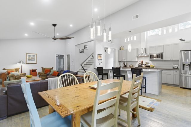 1584 Periwinkle Drive, Mount Pleasant, SC 29466