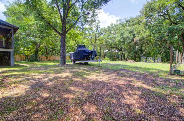 1584 Periwinkle Drive, Mount Pleasant, SC 29466