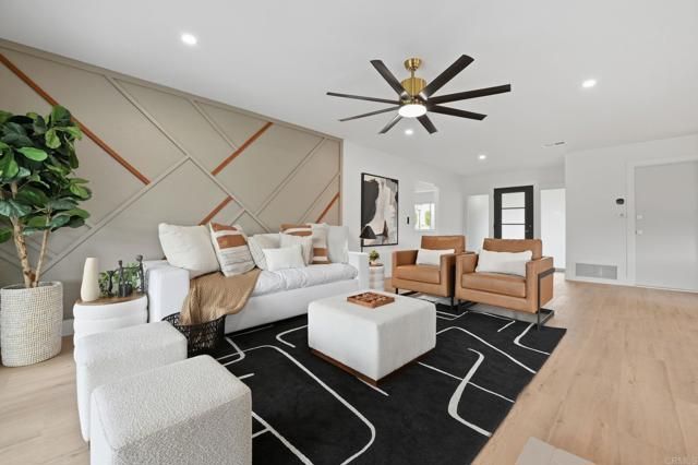 12031 Caminito Cadena, San Diego, CA 92128