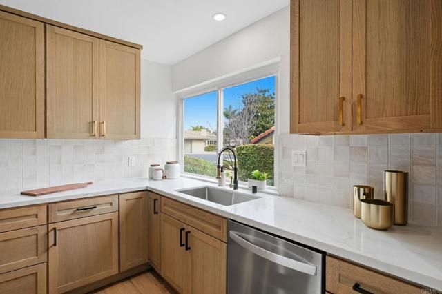 12031 Caminito Cadena, San Diego, CA 92128