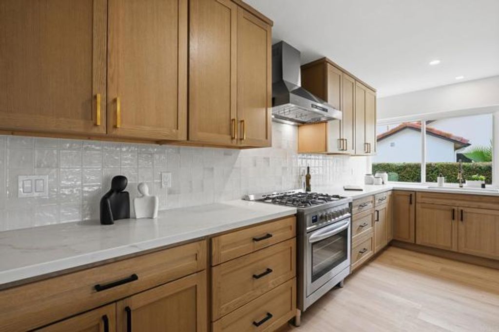 12031 Caminito Cadena, San Diego, CA 92128