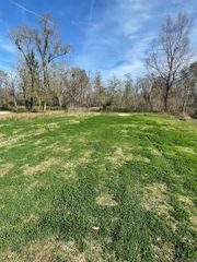 8386 Phillips Rd, St Amant, LA 70774