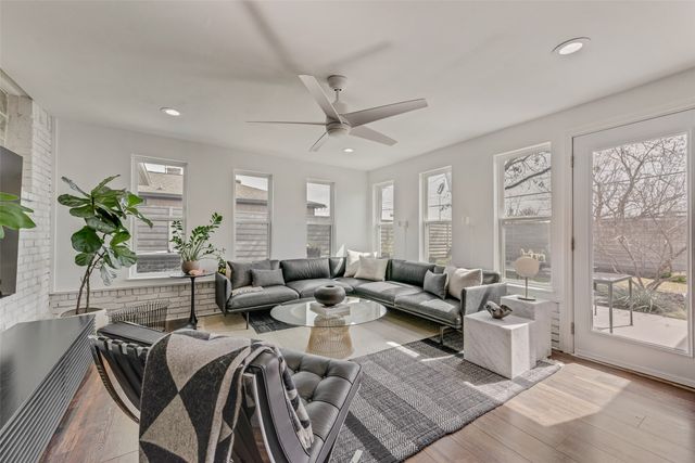 2824 Sharpview Lane, Dallas, TX 75228