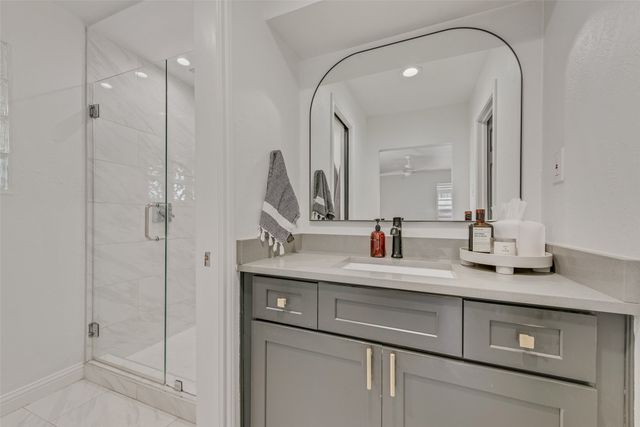 2824 Sharpview Lane, Dallas, TX 75228