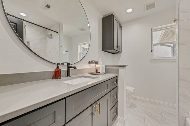 2824 Sharpview Lane, Dallas, TX 75228