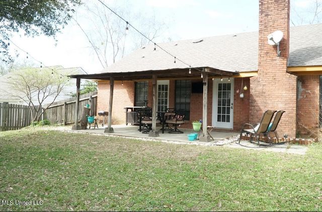 615 Live Oak Drive, Madison, MS 39110