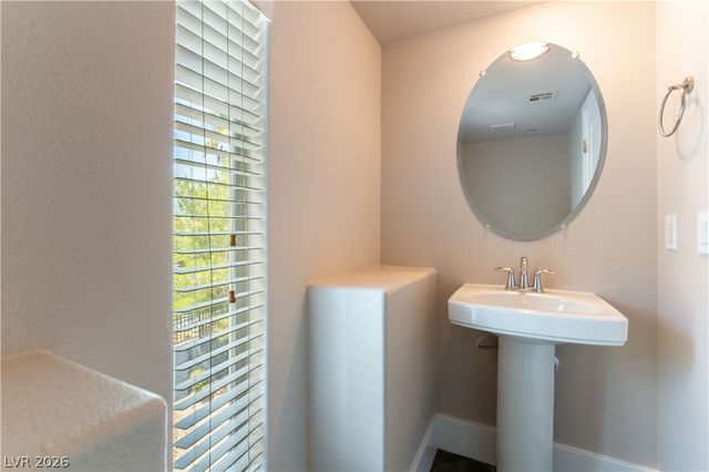 9050 West Tropicana Avenue 1107, Las Vegas, NV 89147