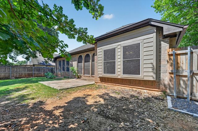 2720 Windstone Way, Corinth, TX 76210