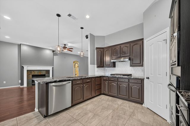 2720 Windstone Way, Corinth, TX 76210
