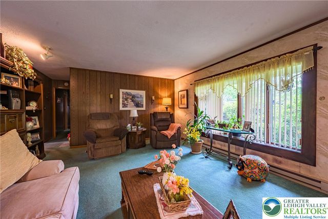678 Interchange Road, Polk Twp, PA 18333