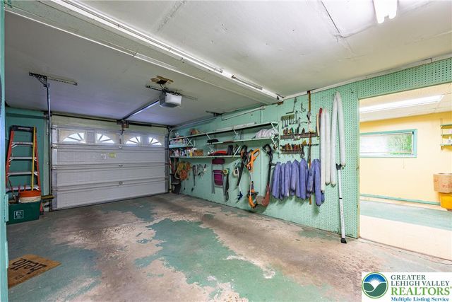 678 Interchange Road, Polk Twp, PA 18333