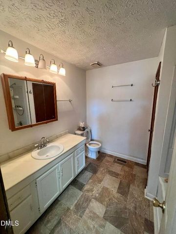 4633 Hummingbird Place, Fayetteville, NC 28312