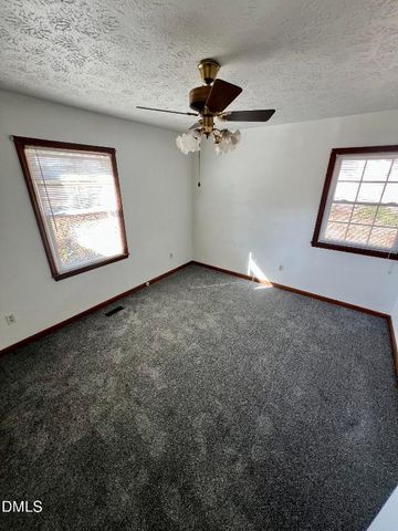 4633 Hummingbird Place, Fayetteville, NC 28312