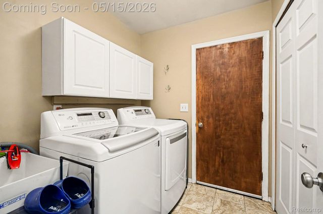 8909 Pippen Drive, Bruce Township, MI 48065