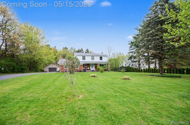 8909 Pippen Drive, Bruce Township, MI 48065