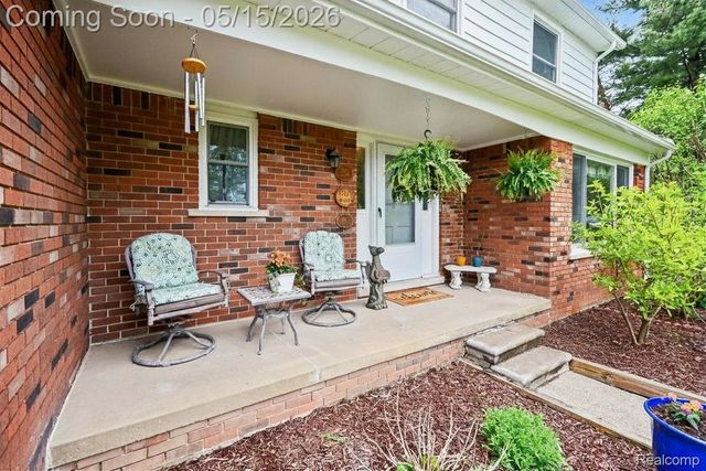 8909 Pippen Drive, Bruce Township, MI 48065