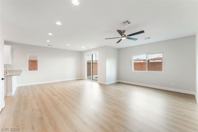 8252 Nebula Cloud Avenue, Las Vegas, NV 89131