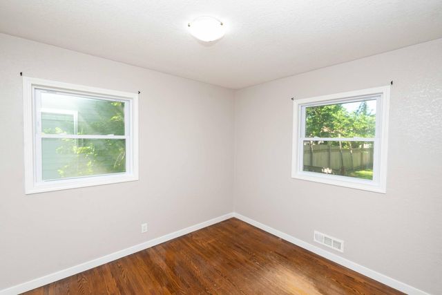 9306 Stevens Avenue S, Bloomington, MN 55420