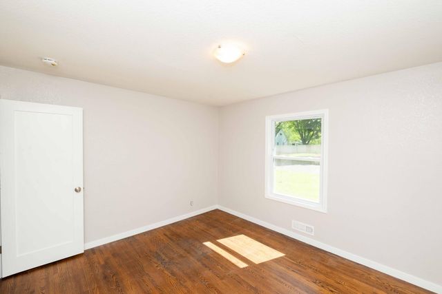 9306 Stevens Avenue S, Bloomington, MN 55420