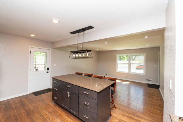 9306 Stevens Avenue S, Bloomington, MN 55420