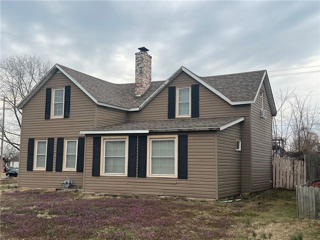 118 S 11th Street, Independence, KS 67301