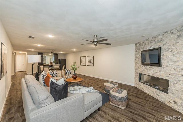 409 Sage Drive, Shiloh, IL 62221